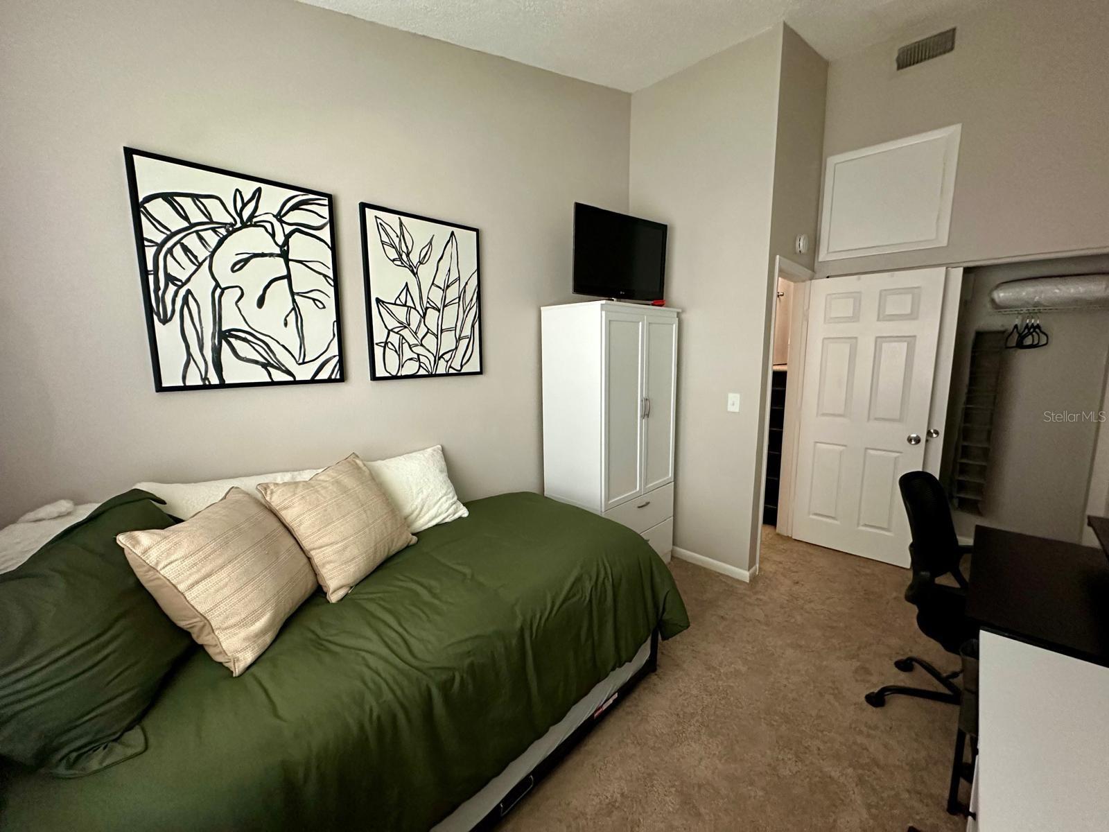 4201 LA PALMA CT, TAMPA, FL, 33611