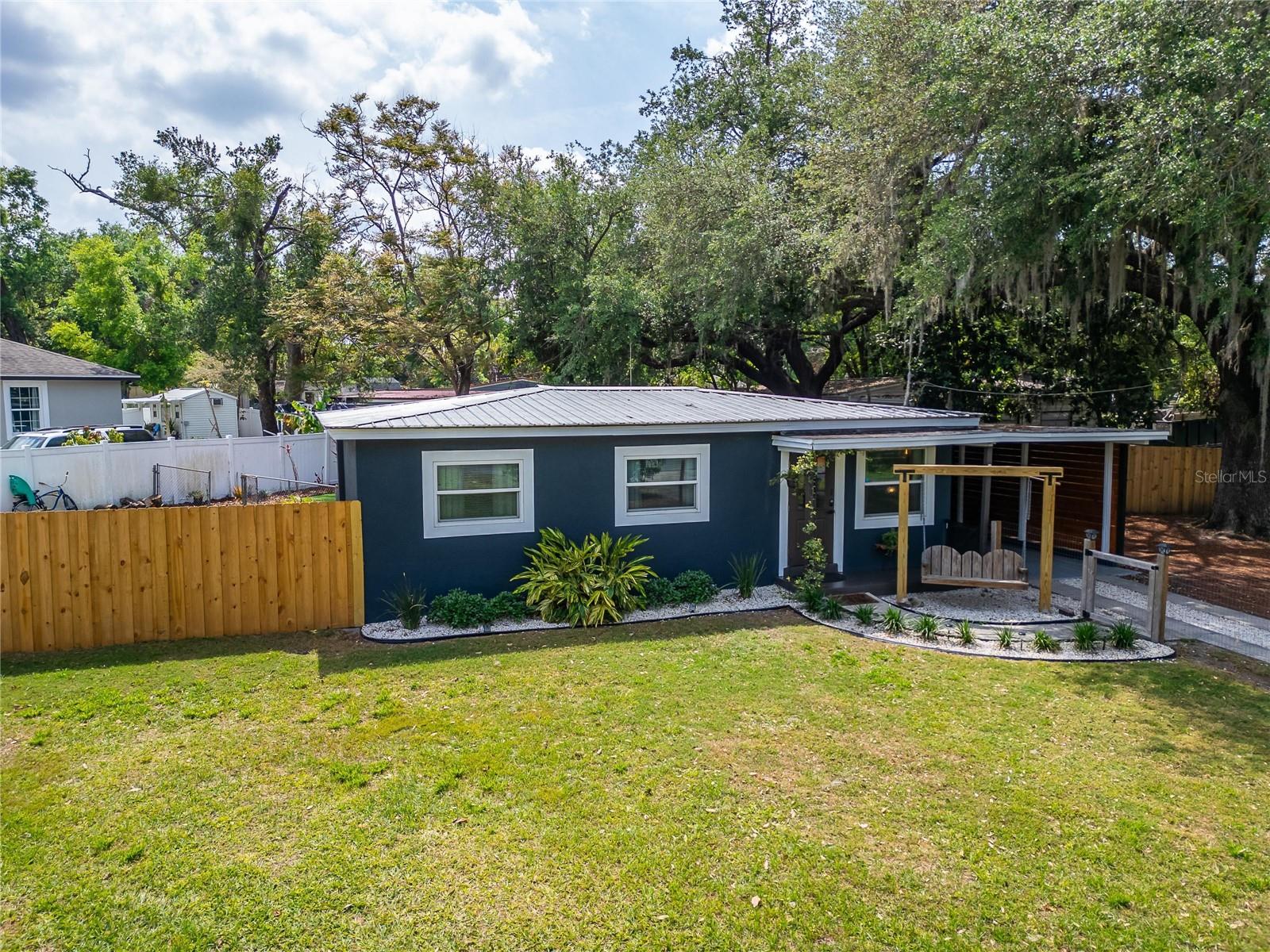 901 KING ST, PLANT CITY, FL, 33563