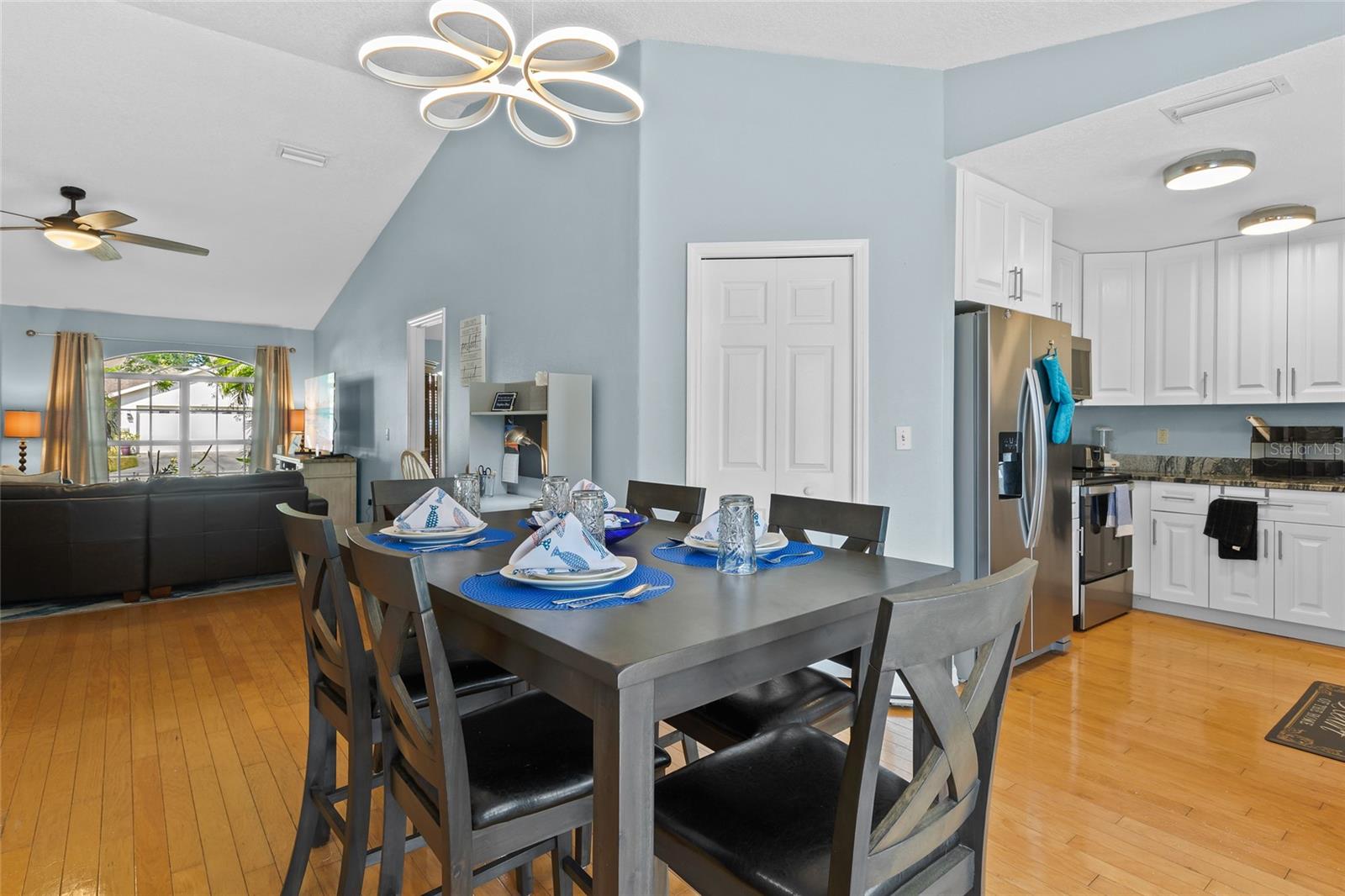 2718 FEIFFER CIR, SARASOTA, FL, 34235