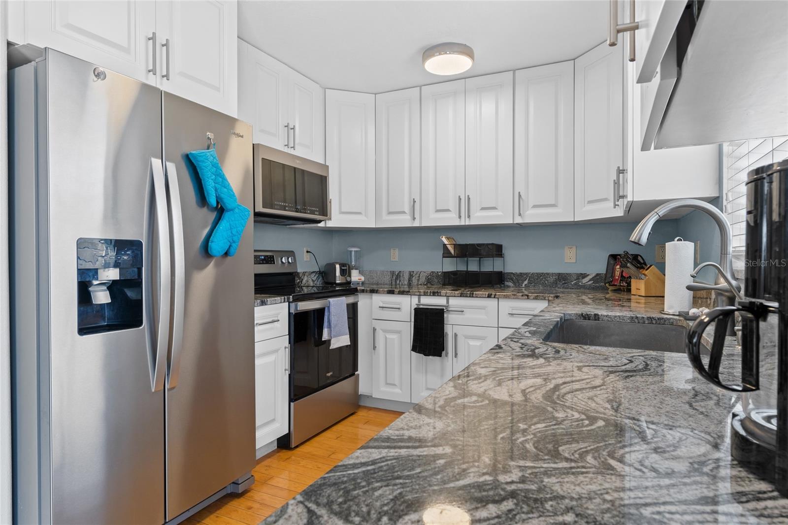 2718 FEIFFER CIR, SARASOTA, FL, 34235