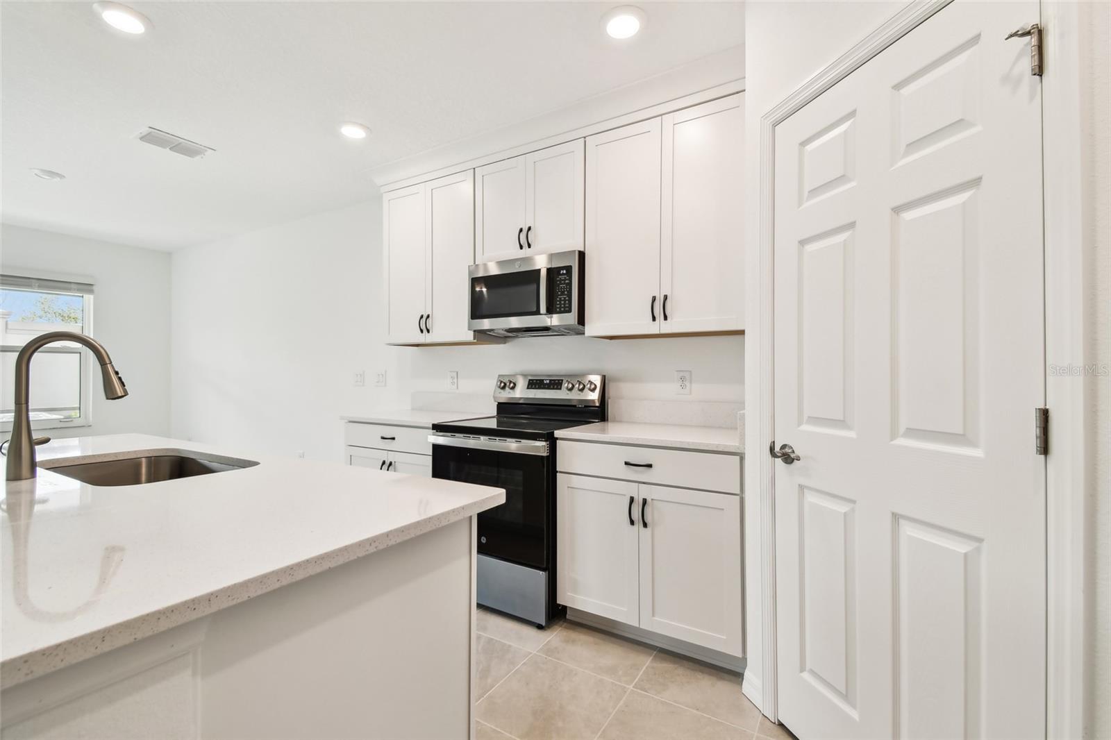 5421 TRIPOLI DR, PALMETTO, FL, 34221