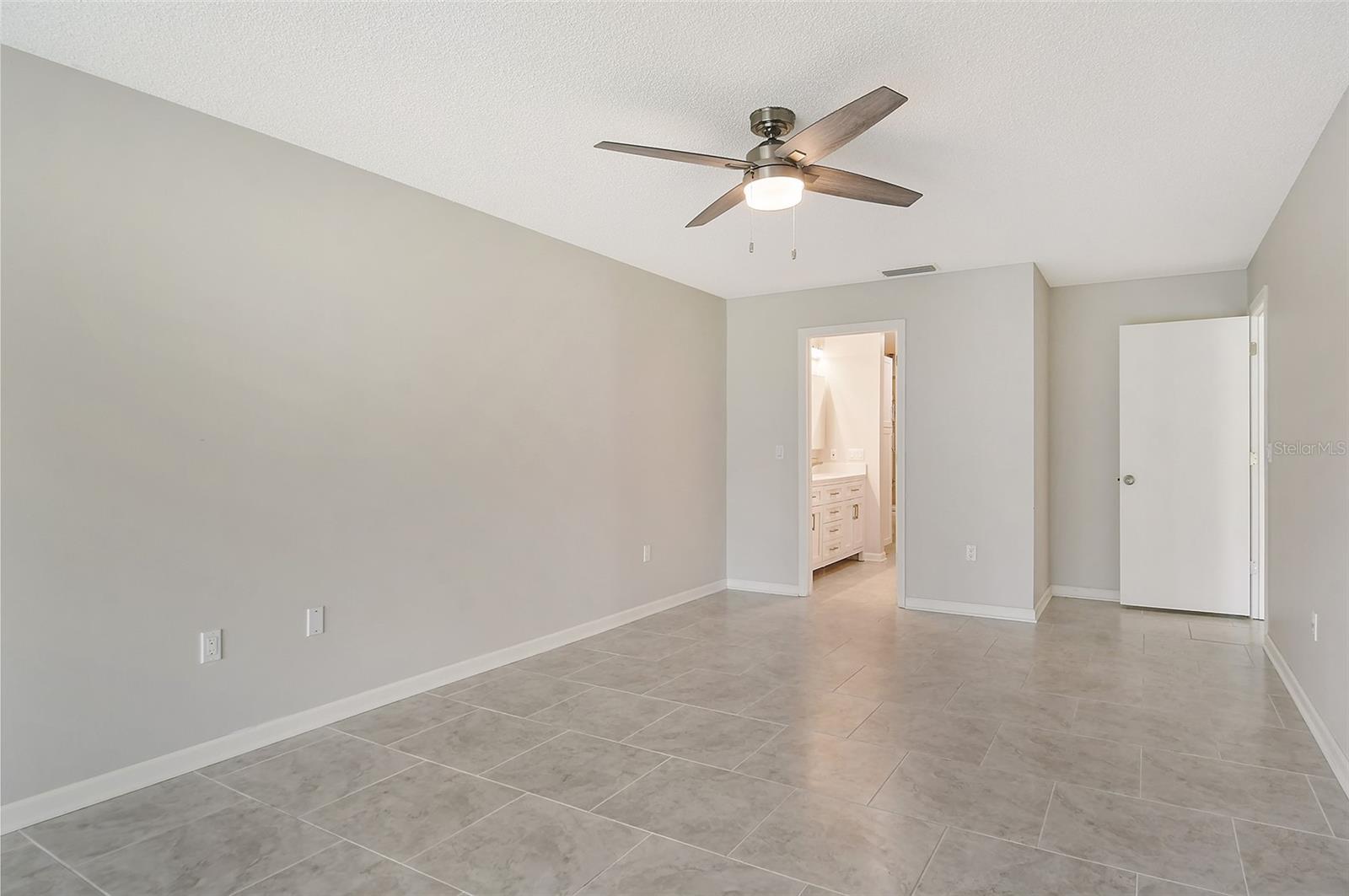 3950 OAKLEY GREENE #36, SARASOTA, FL, 34235