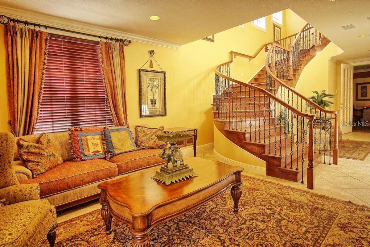 141 GRAND BEACH PL, TAMPA, FL, 33609