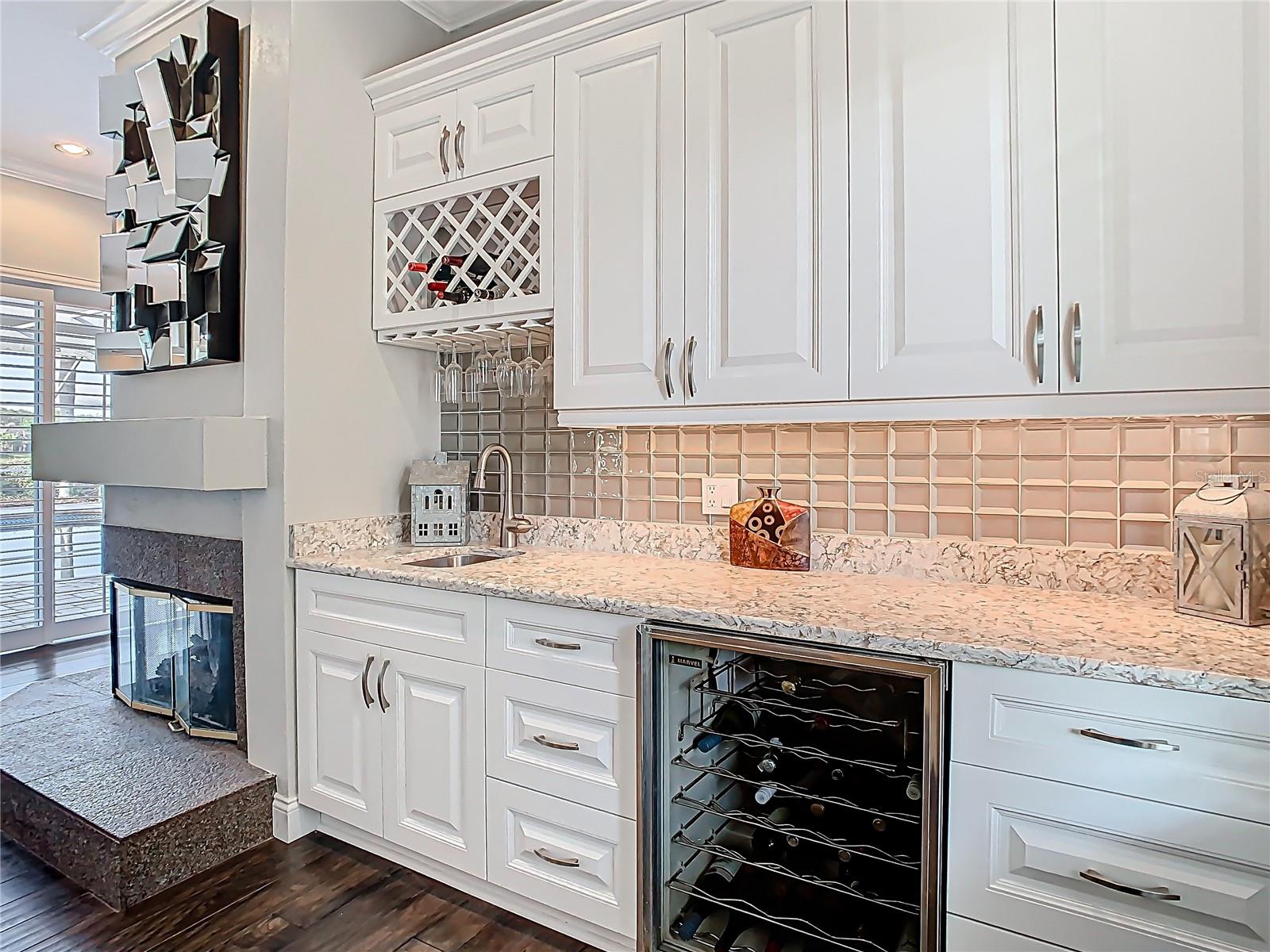 18652 AVENUE CAPRI, LUTZ, FL, 33558