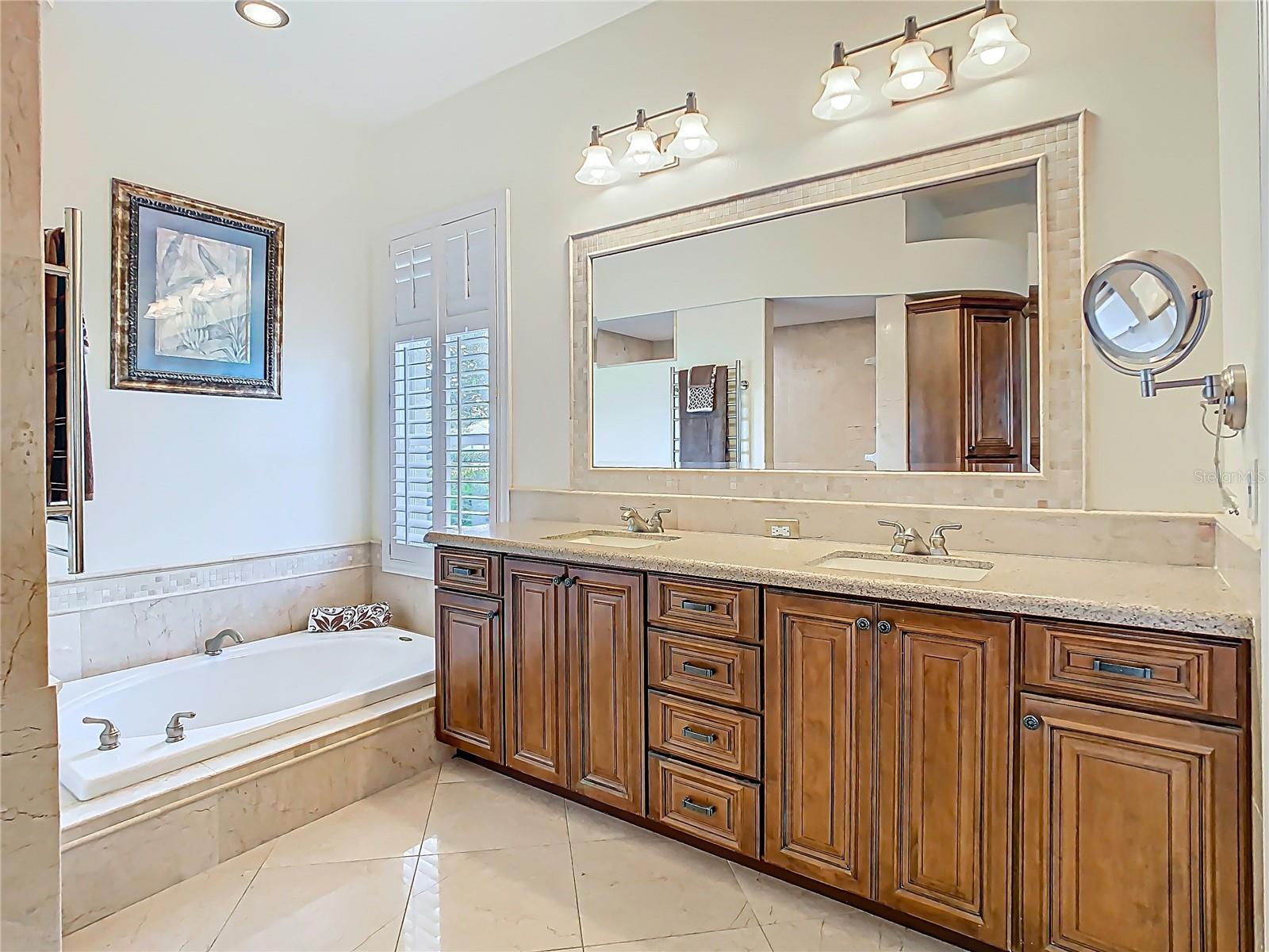 18652 AVENUE CAPRI, LUTZ, FL, 33558