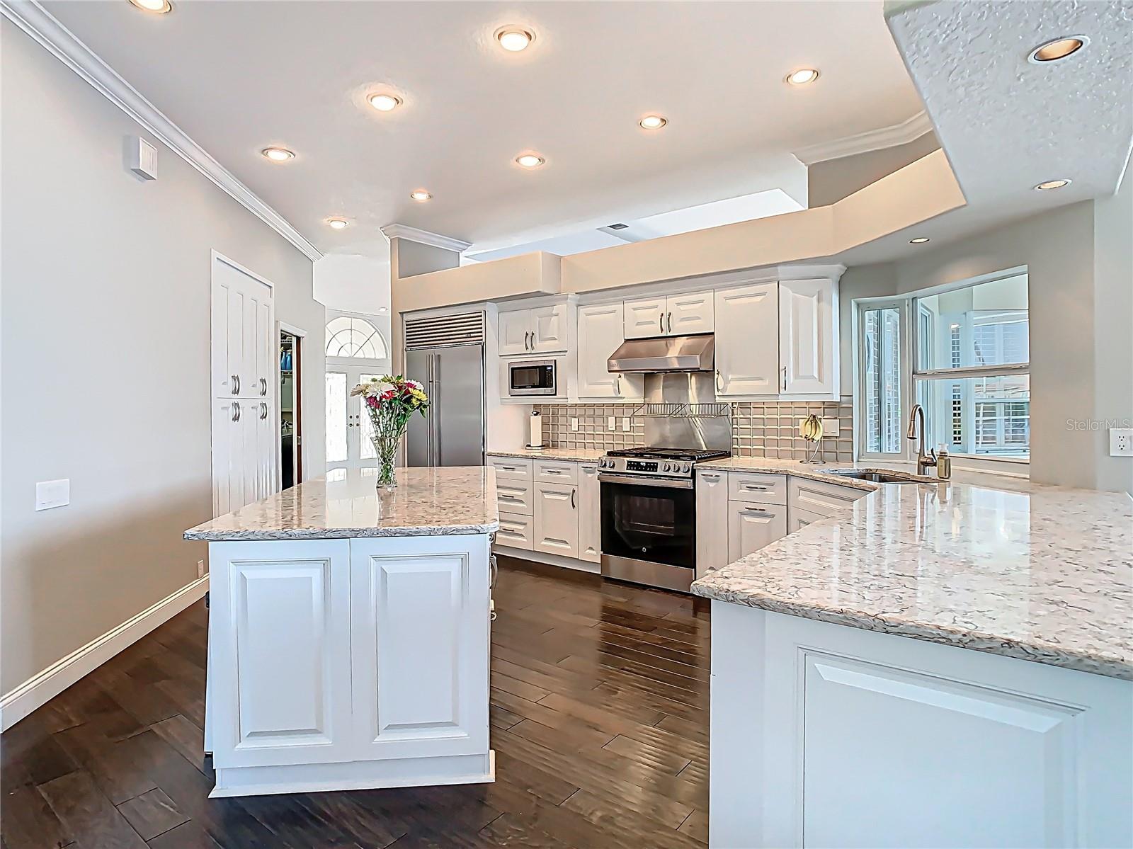 18652 AVENUE CAPRI, LUTZ, FL, 33558