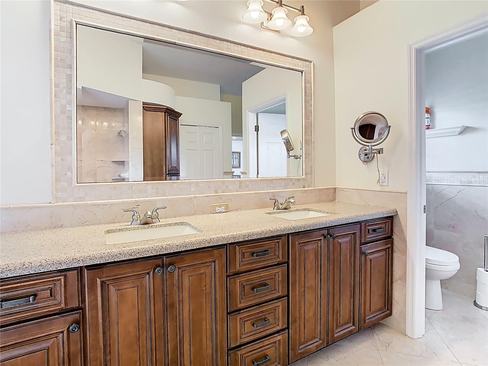 18652 AVENUE CAPRI, LUTZ, FL, 33558