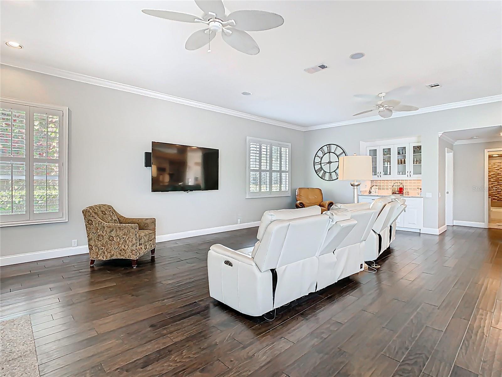 18652 AVENUE CAPRI, LUTZ, FL, 33558