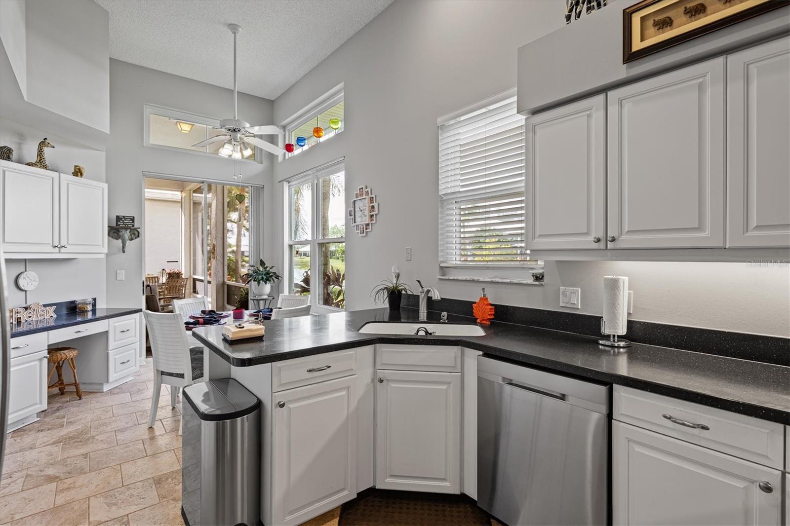 667 CROSSFIELD CIR #1, VENICE, FL, 34293