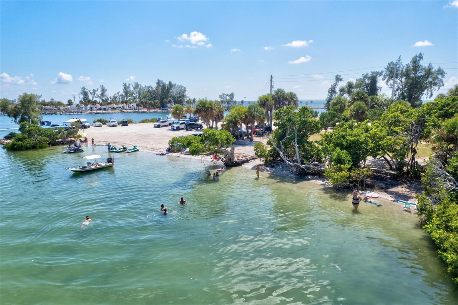 667 CROSSFIELD CIR #1, VENICE, FL, 34293