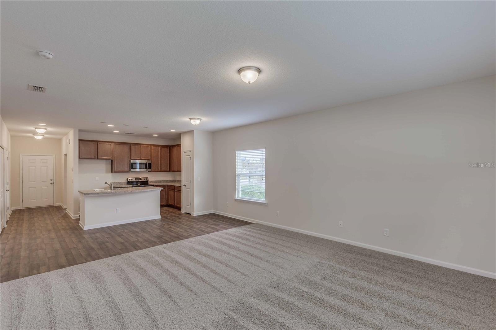 2051 MAVERICK CT, MINNEOLA, FL, 34715