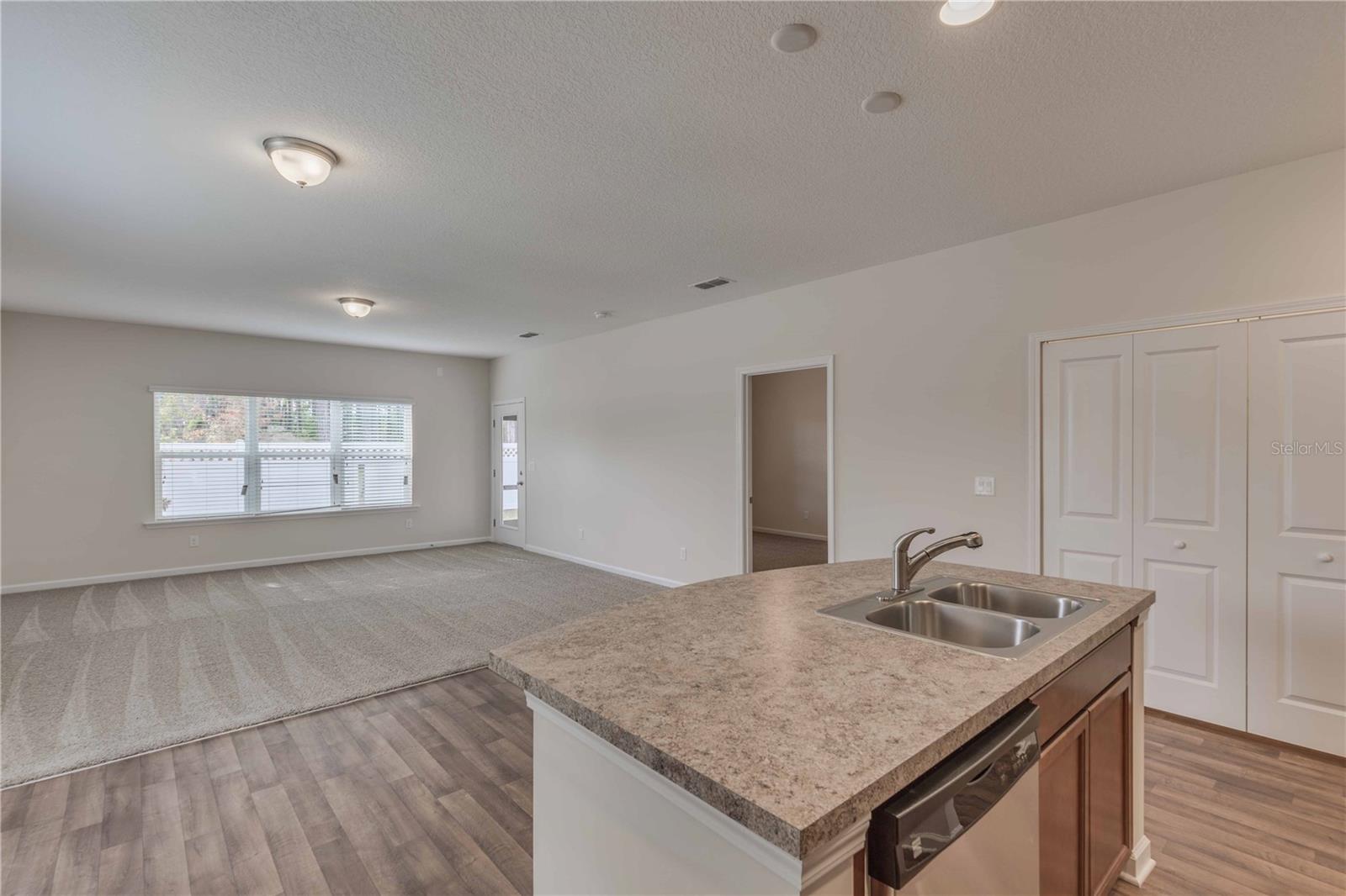 2051 MAVERICK CT, MINNEOLA, FL, 34715
