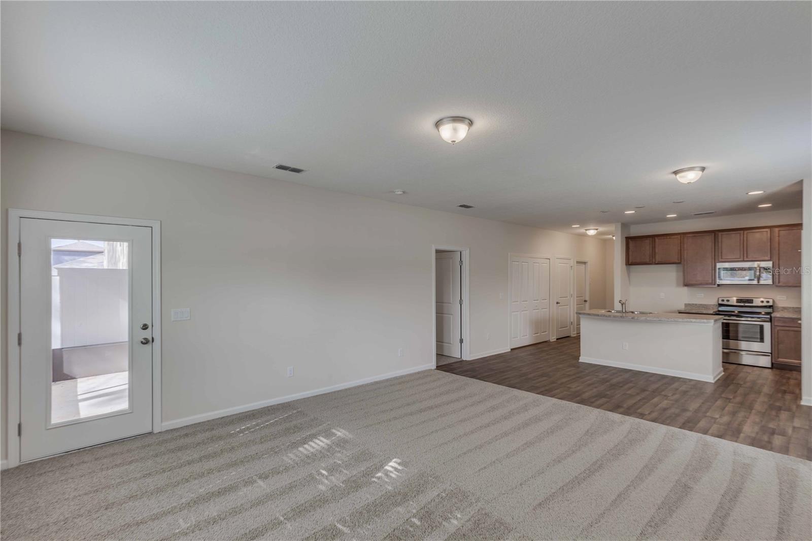 2051 MAVERICK CT, MINNEOLA, FL, 34715