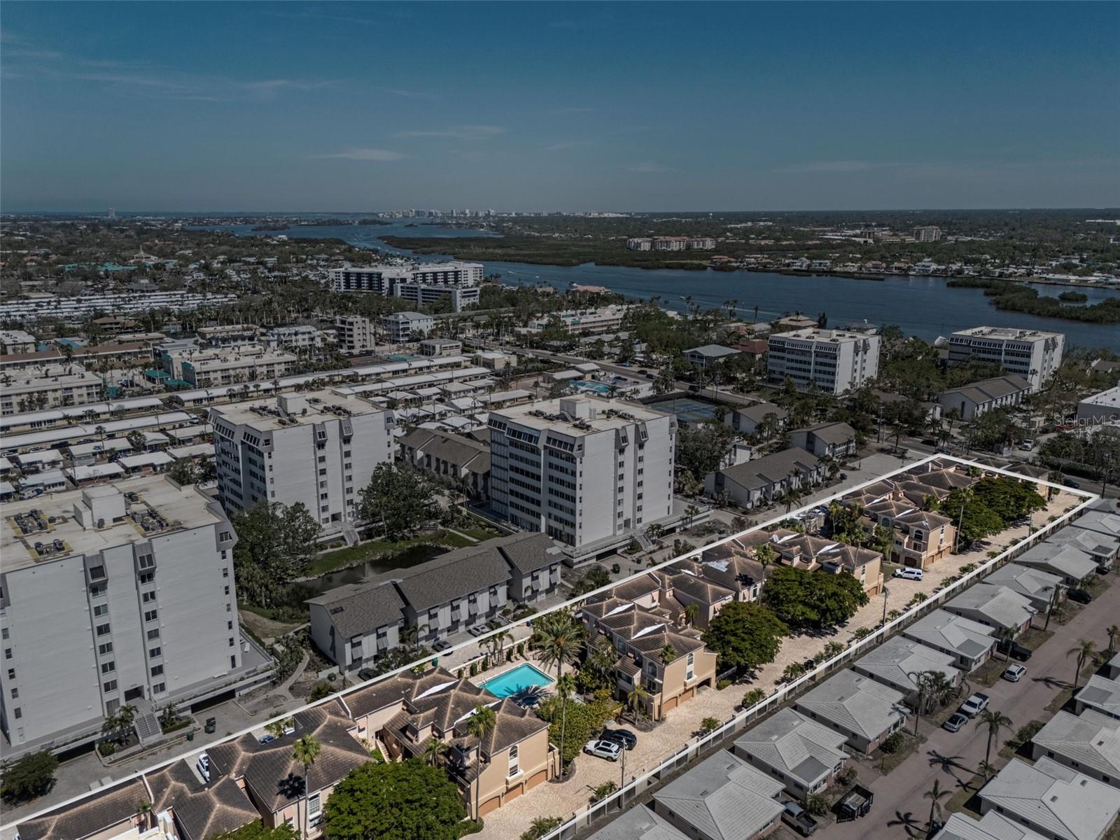 1163 COQUILLE ST #207, SARASOTA, FL, 34242