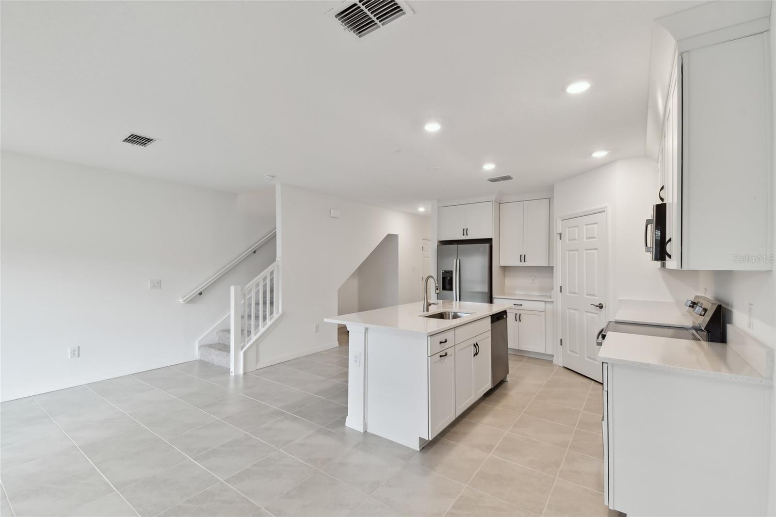 5425 TRIPOLI DR, PALMETTO, FL, 34221