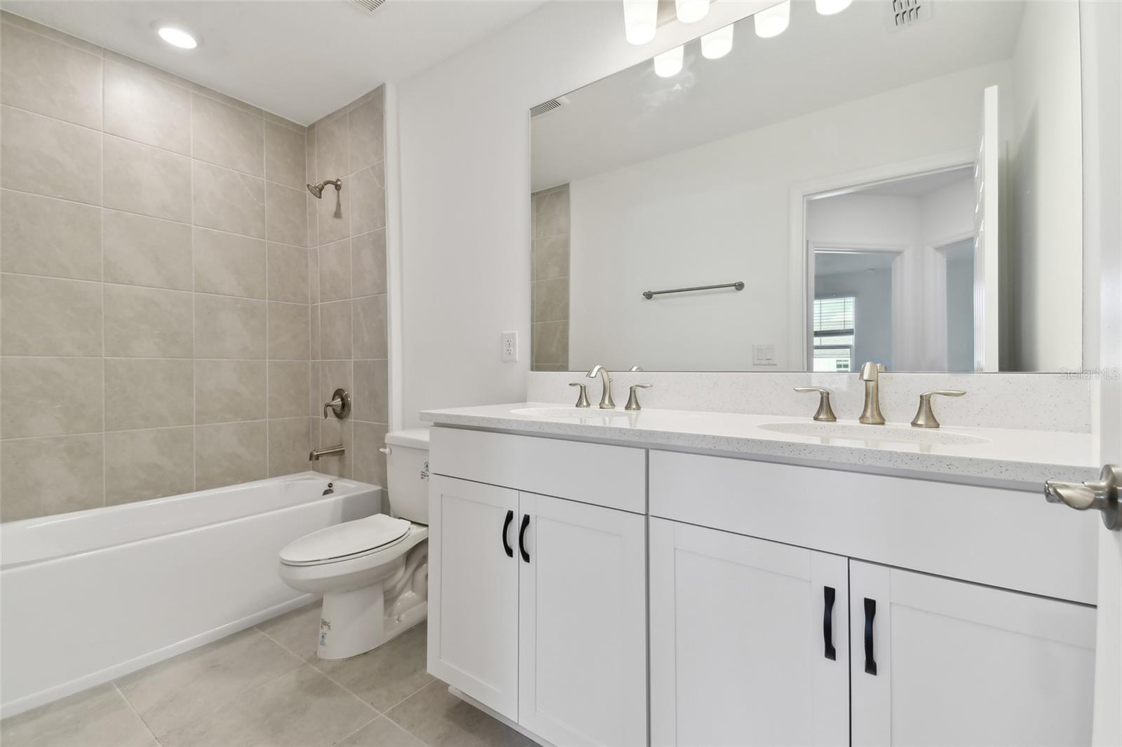 5425 TRIPOLI DR, PALMETTO, FL, 34221
