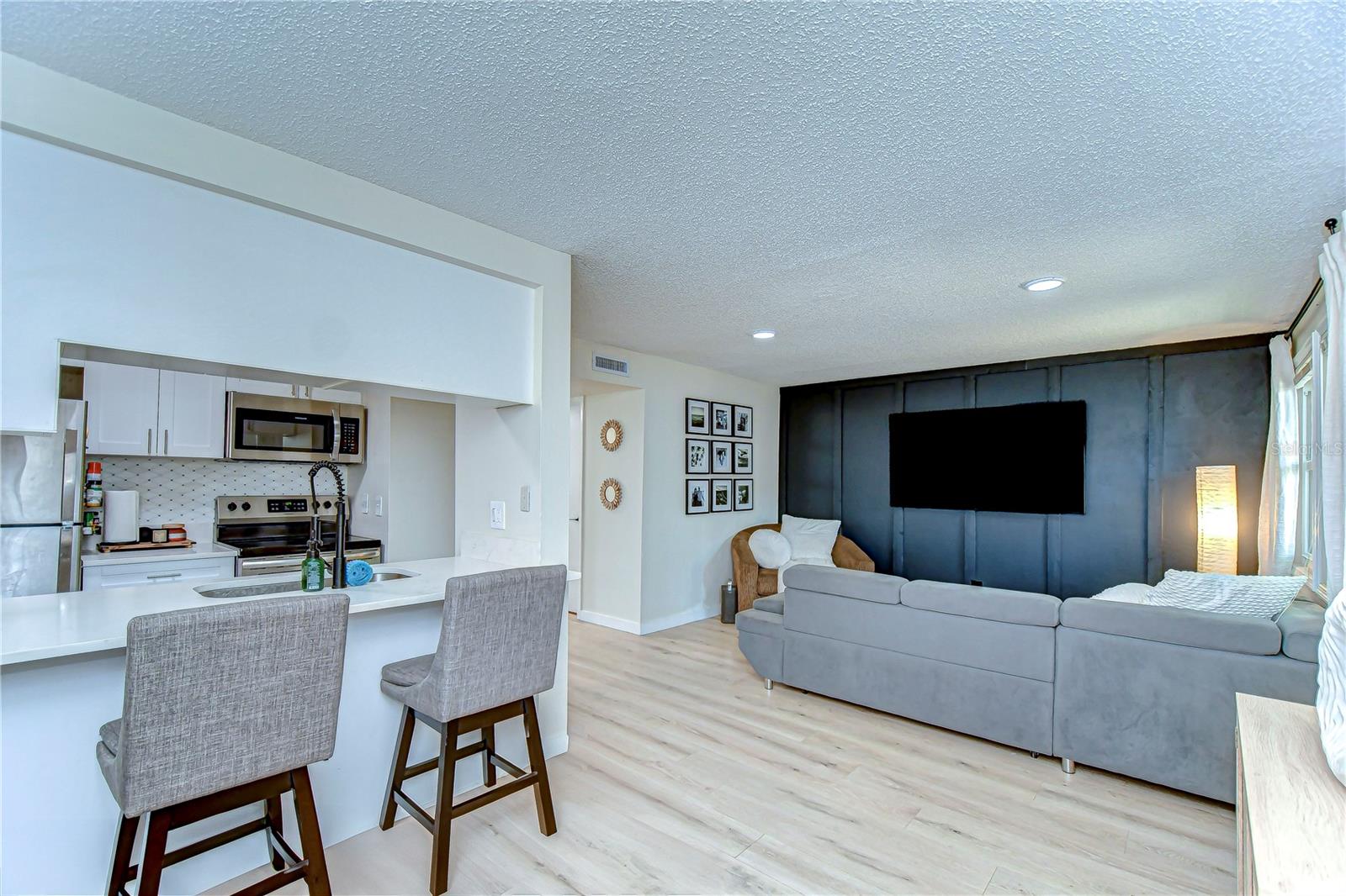 527 S LINCOLN AVE #A108, TAMPA, FL, 33609