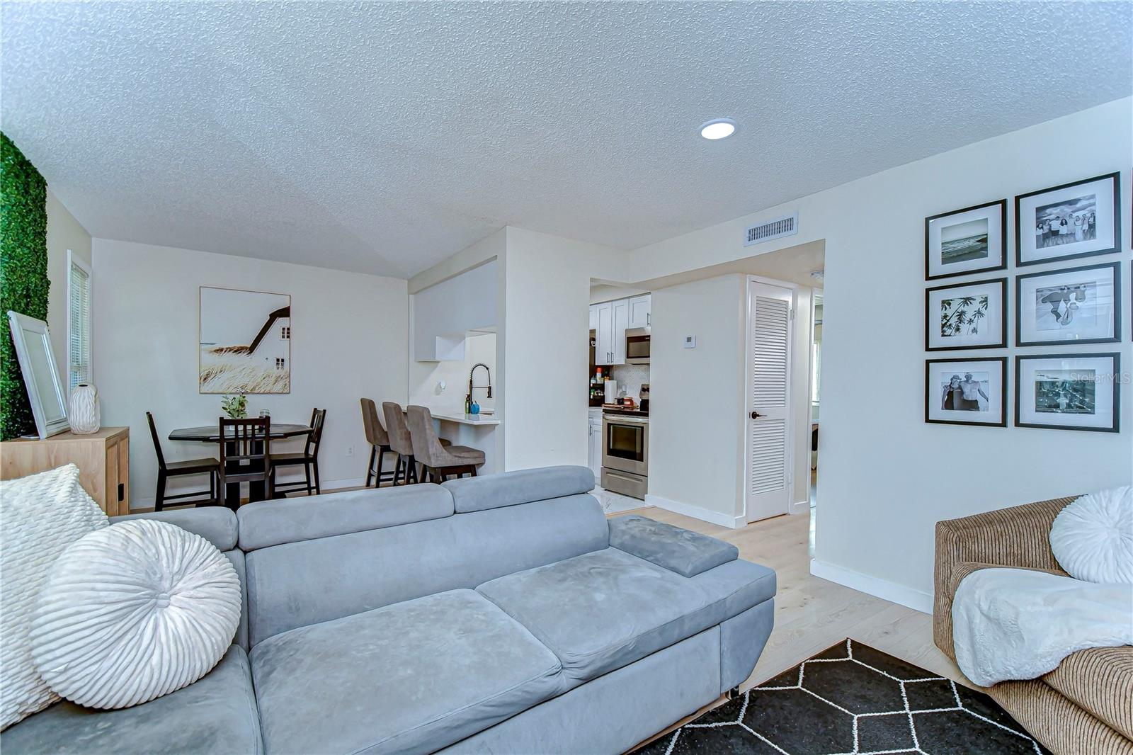 527 S LINCOLN AVE #A108, TAMPA, FL, 33609