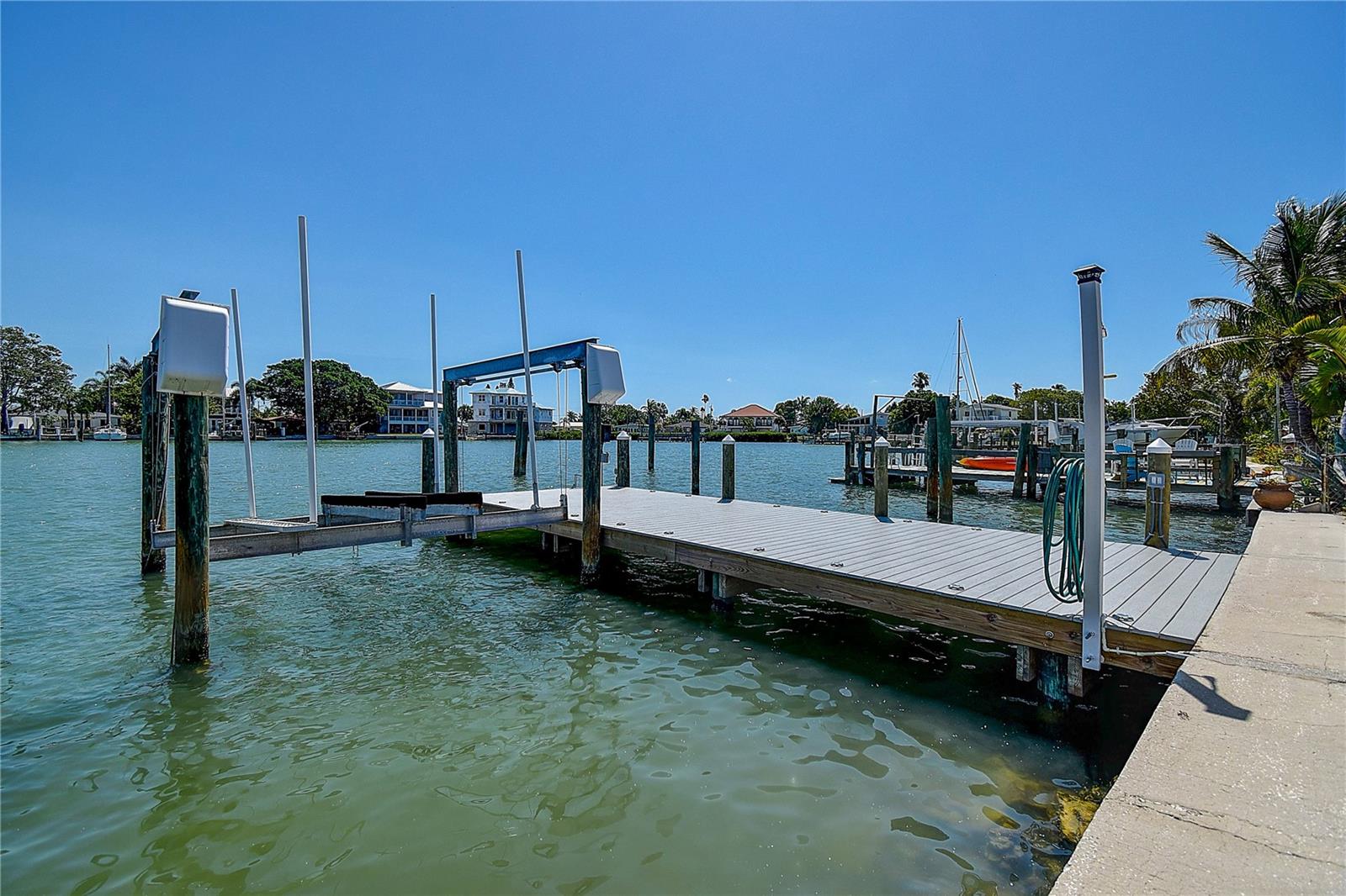 14043 E PARSLEY DR, MADEIRA BEACH, FL, 33708