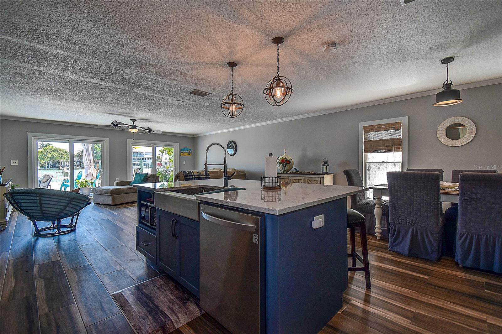 14043 E PARSLEY DR, MADEIRA BEACH, FL, 33708