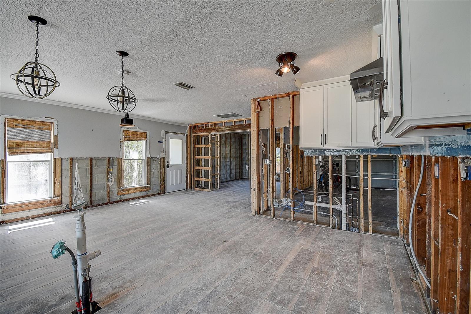 14043 E PARSLEY DR, MADEIRA BEACH, FL, 33708