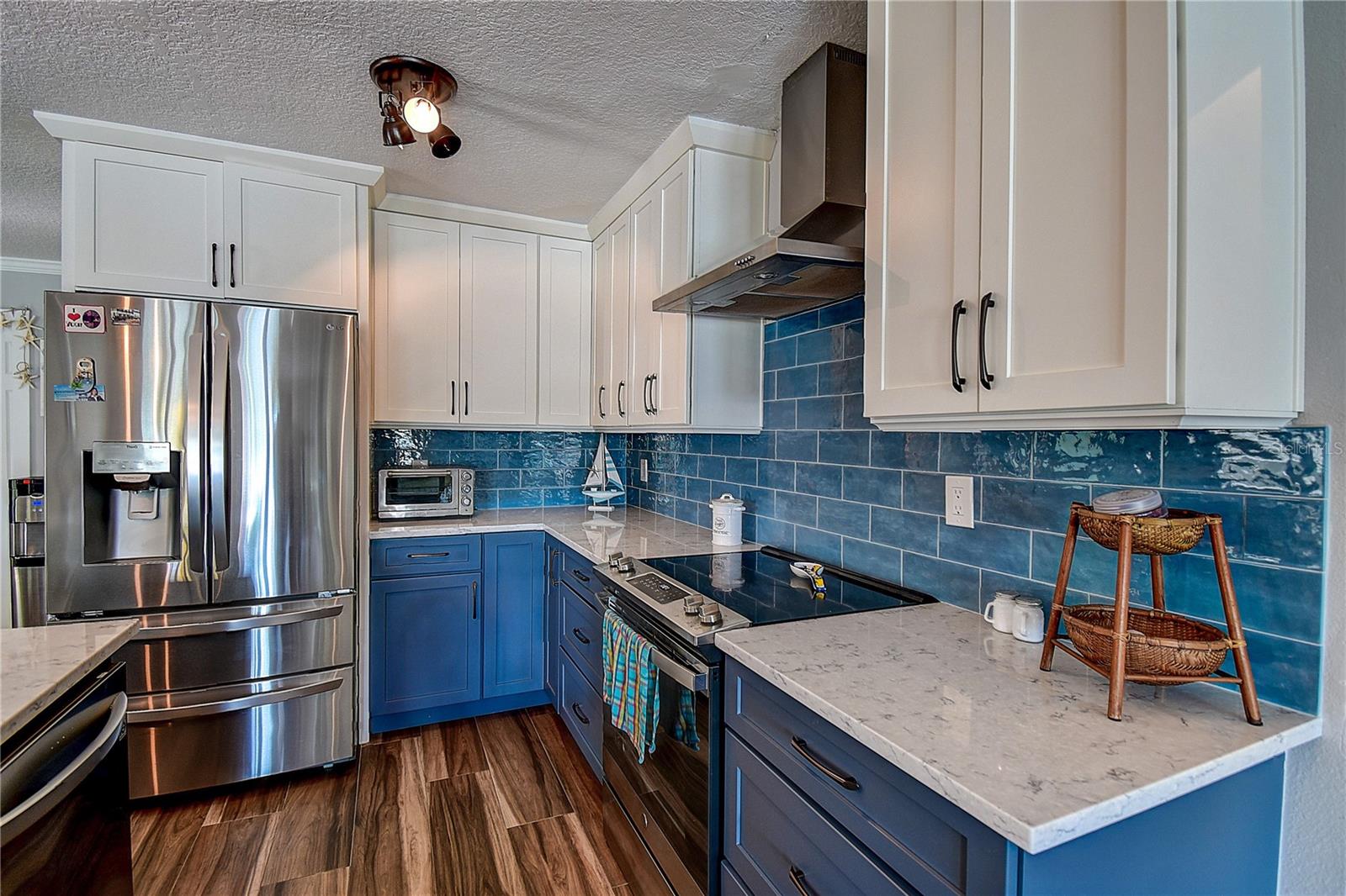 14043 E PARSLEY DR, MADEIRA BEACH, FL, 33708