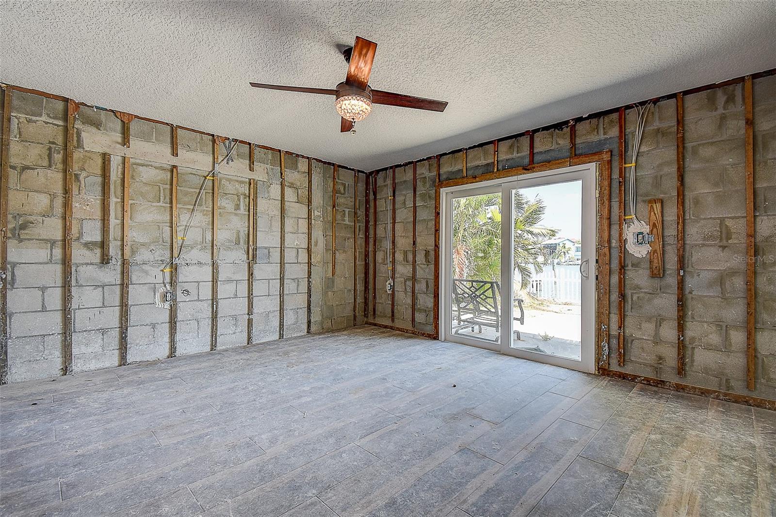 14043 E PARSLEY DR, MADEIRA BEACH, FL, 33708