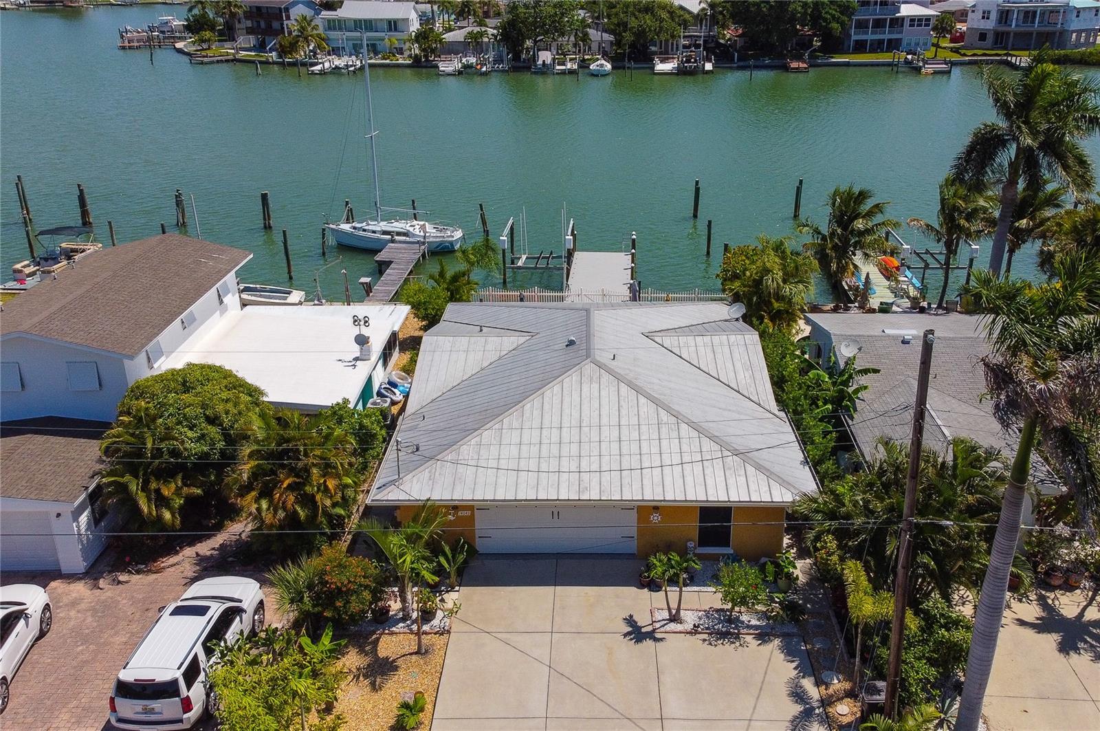 14043 E PARSLEY DR, MADEIRA BEACH, FL, 33708