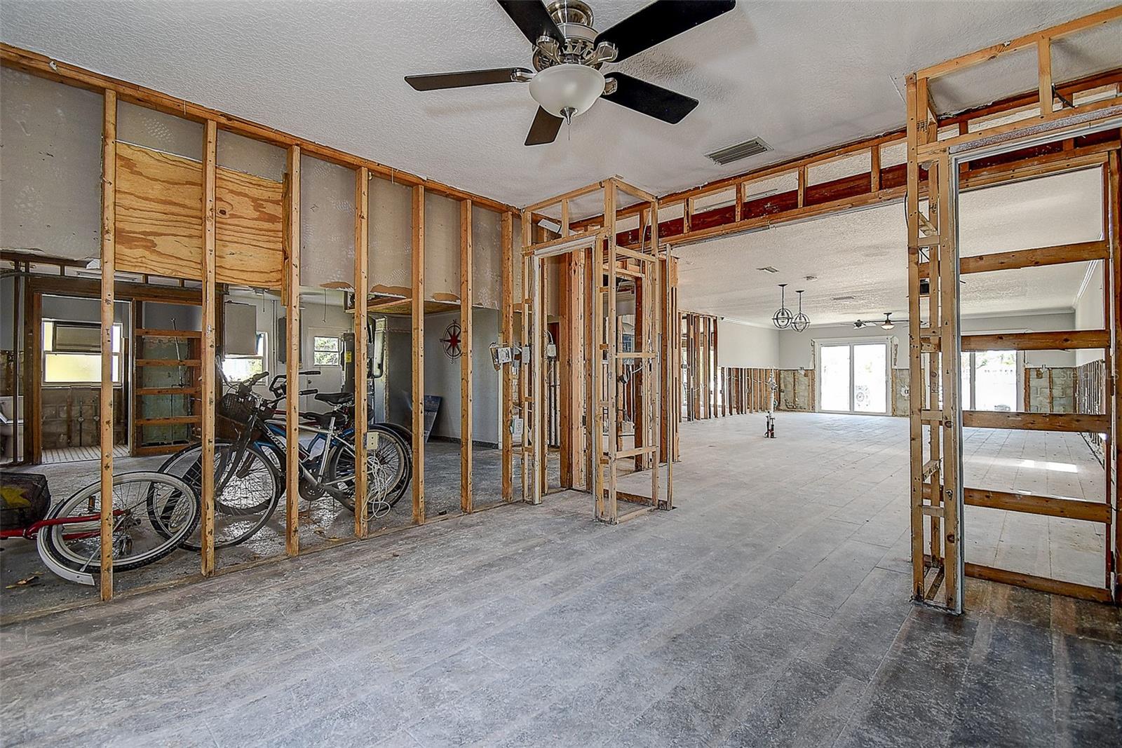 14043 E PARSLEY DR, MADEIRA BEACH, FL, 33708