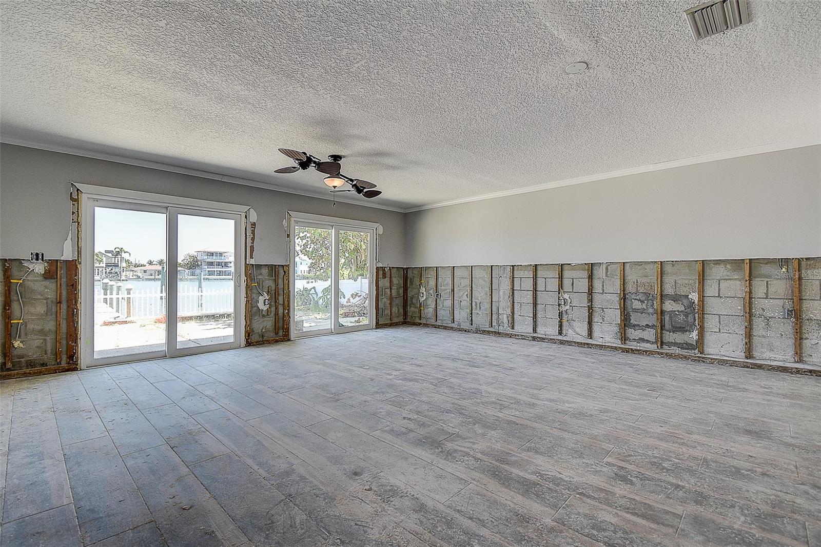 14043 E PARSLEY DR, MADEIRA BEACH, FL, 33708