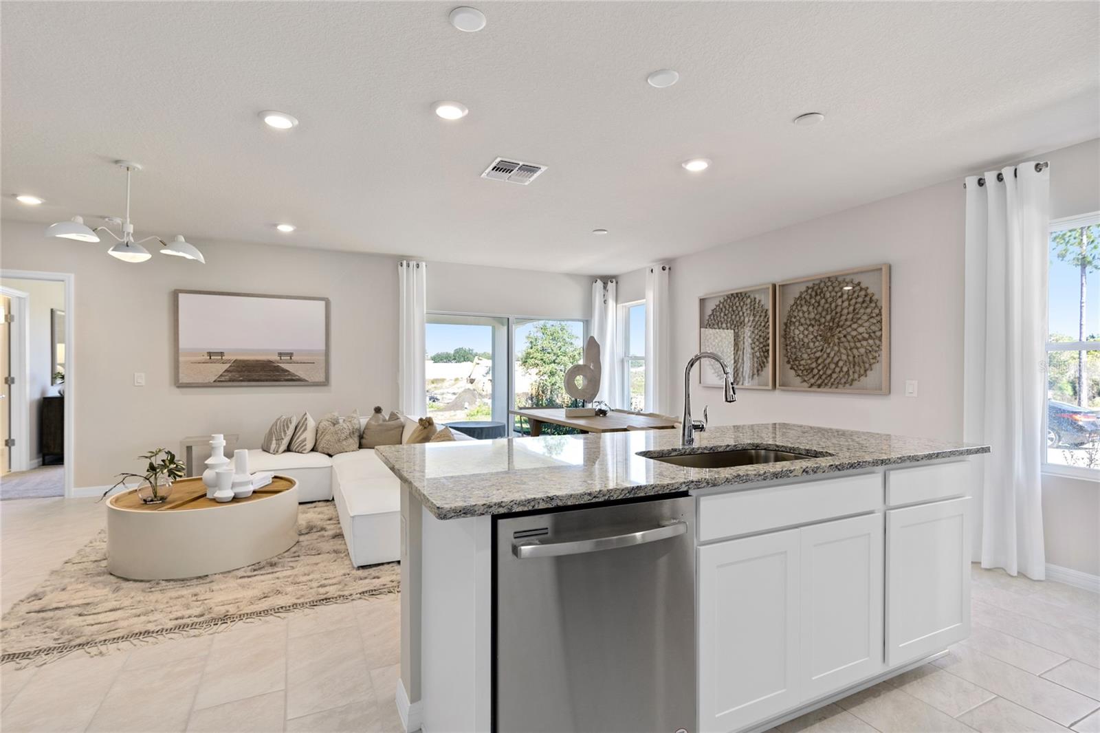 3611 CAMBRIDGE BROOK DR, DAVENPORT, FL, 33837