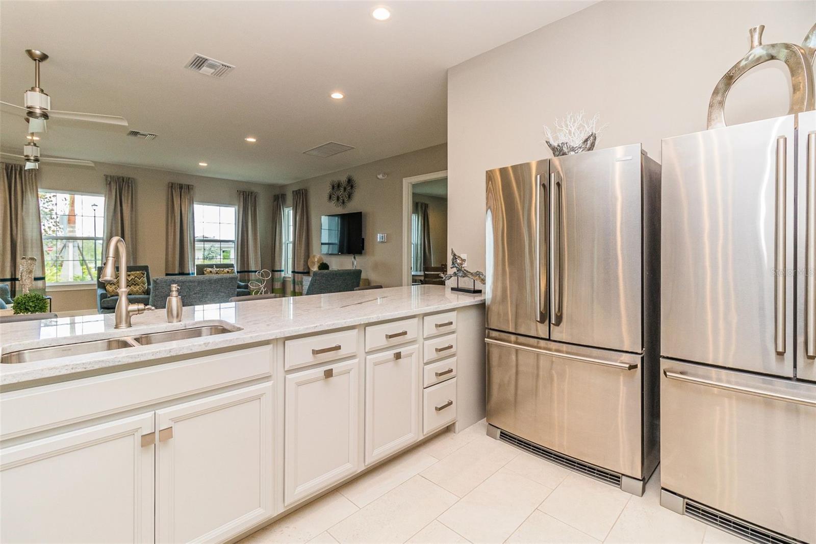 25340 E LENOX CIR, PUNTA GORDA, FL, 33950
