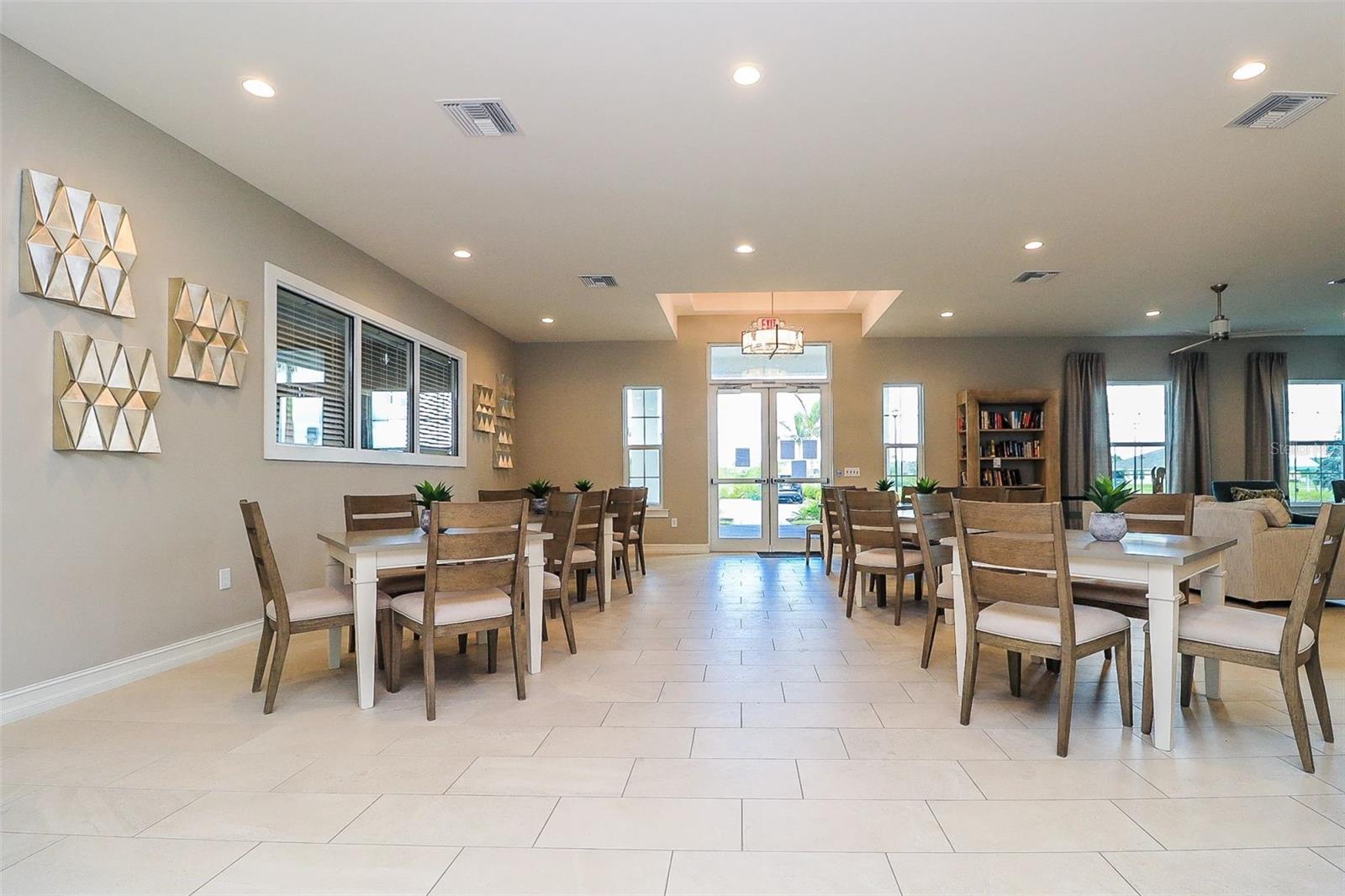 25340 E LENOX CIR, PUNTA GORDA, FL, 33950