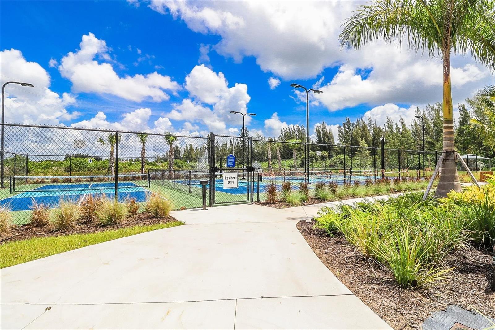 25340 E LENOX CIR, PUNTA GORDA, FL, 33950
