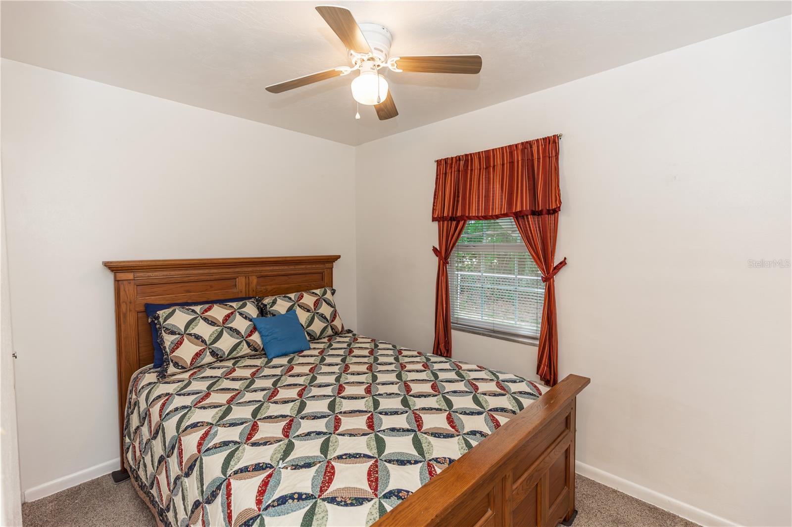 574 E NORMANDY BLVD, DELTONA, FL, 32725