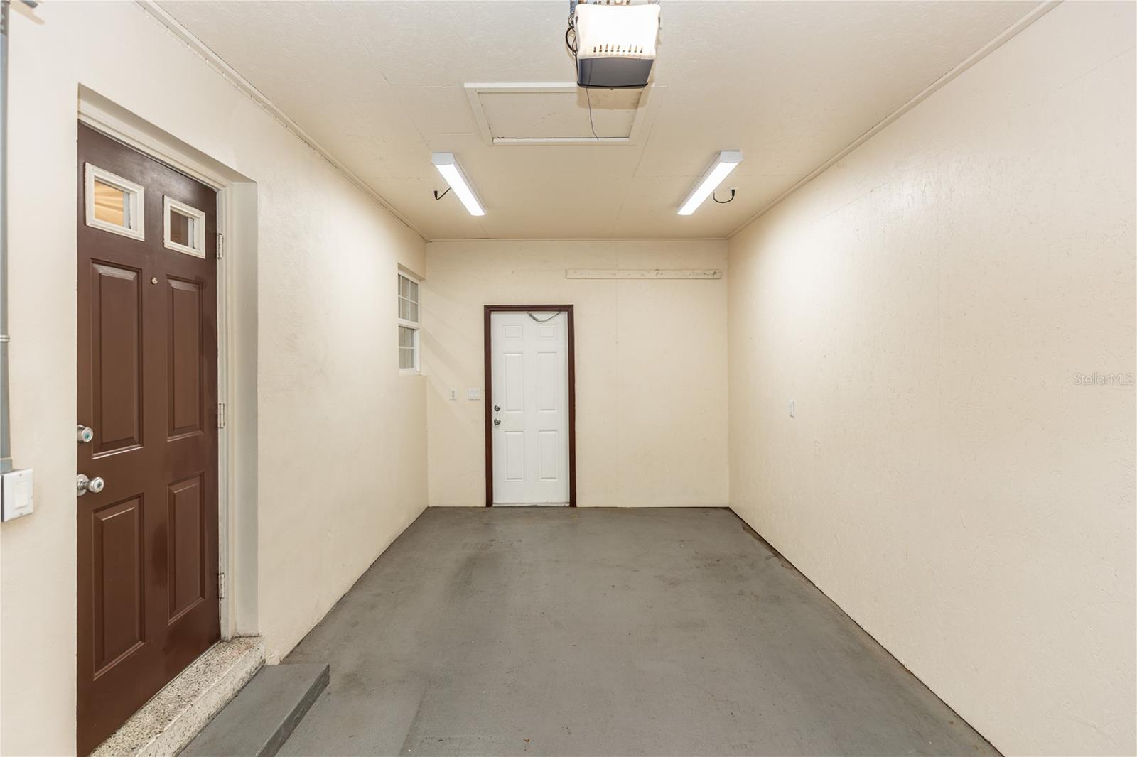 574 E NORMANDY BLVD, DELTONA, FL, 32725