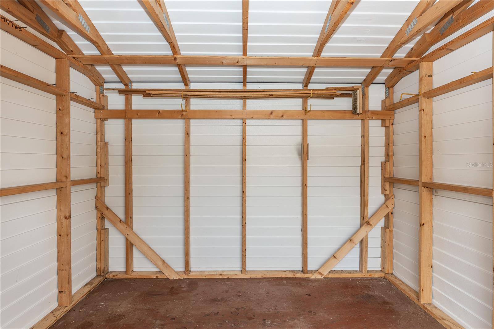 574 E NORMANDY BLVD, DELTONA, FL, 32725