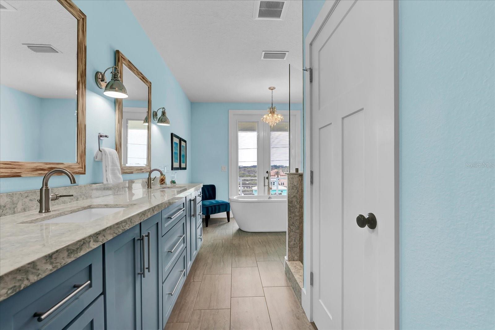 FC308414 Property Photo