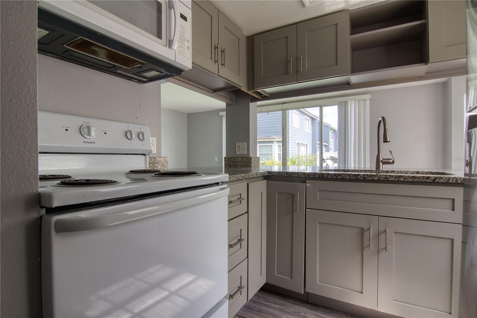 932 ORCHID DR, DAVENPORT, FL, 33897