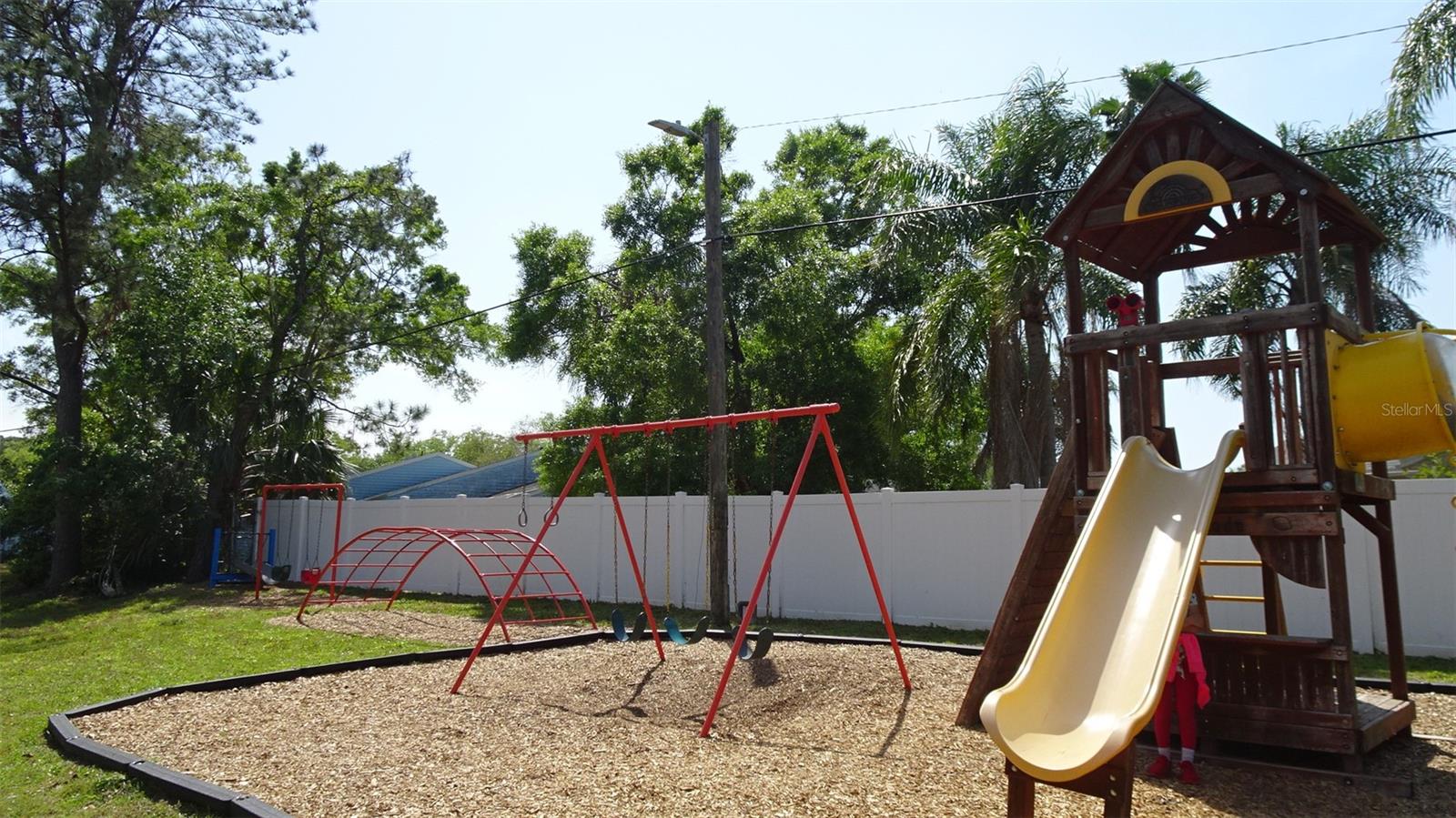 2101 FOX CHASE BLVD #102, PALM HARBOR, FL, 34683