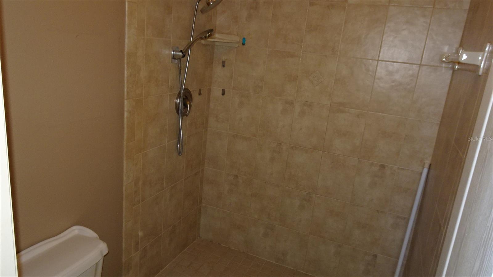 2101 FOX CHASE BLVD #102, PALM HARBOR, FL, 34683