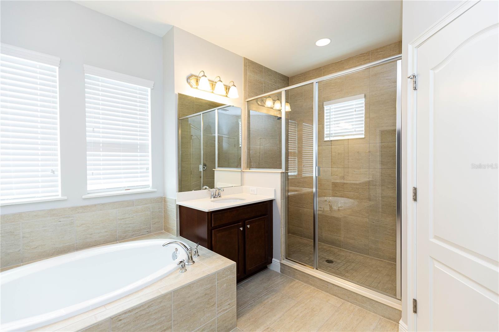 7237 RAMBLING WATER WAY, WINDERMERE, FL, 34786