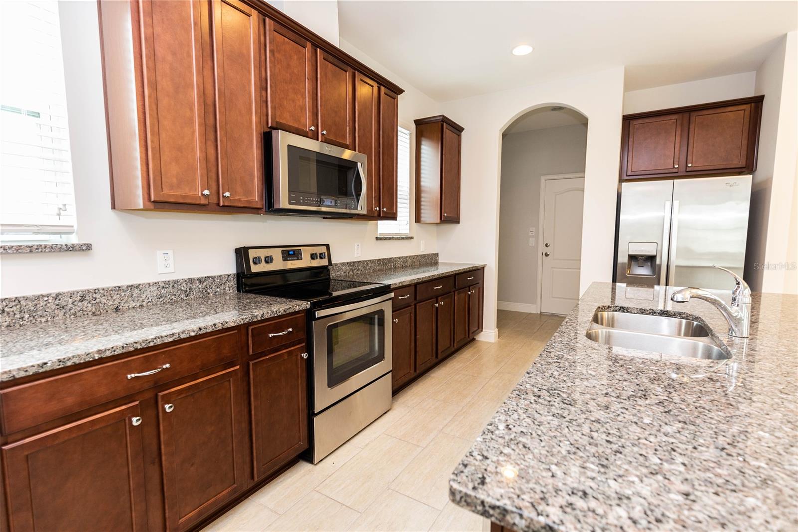 7237 RAMBLING WATER WAY, WINDERMERE, FL, 34786