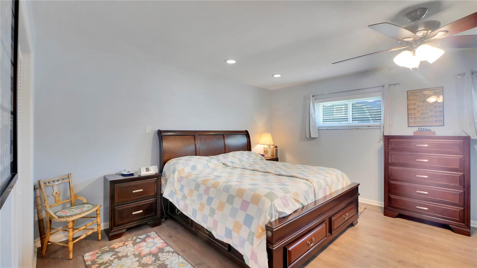 5248 CORAL WAY N, ST PETERSBURG, FL, 33714