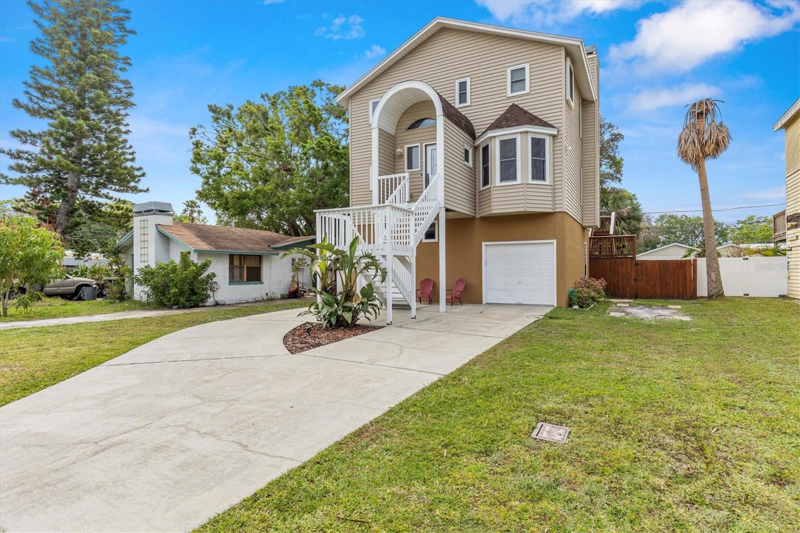 856 WISCONSIN AVE, PALM HARBOR, FL, 34683