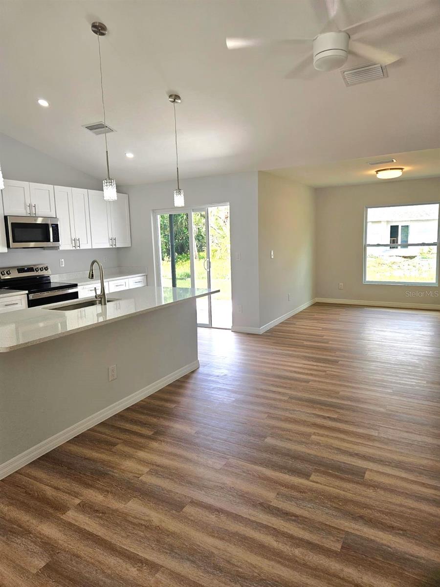 22500 CEZANE AVE, PORT CHARLOTTE, FL, 33952