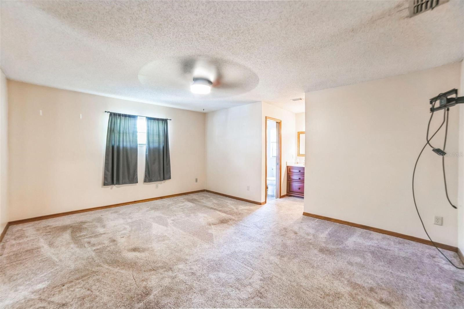 353 WEKIVA COVE RD, LONGWOOD, FL, 32779