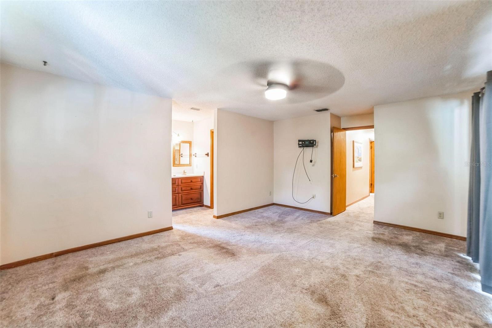 353 WEKIVA COVE RD, LONGWOOD, FL, 32779