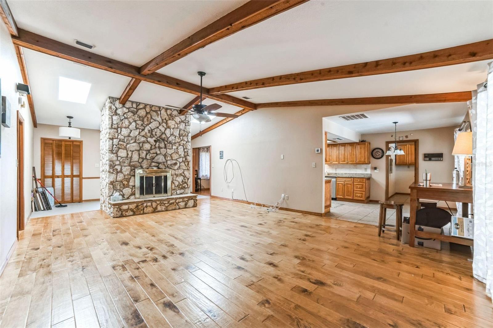 353 WEKIVA COVE RD, LONGWOOD, FL, 32779