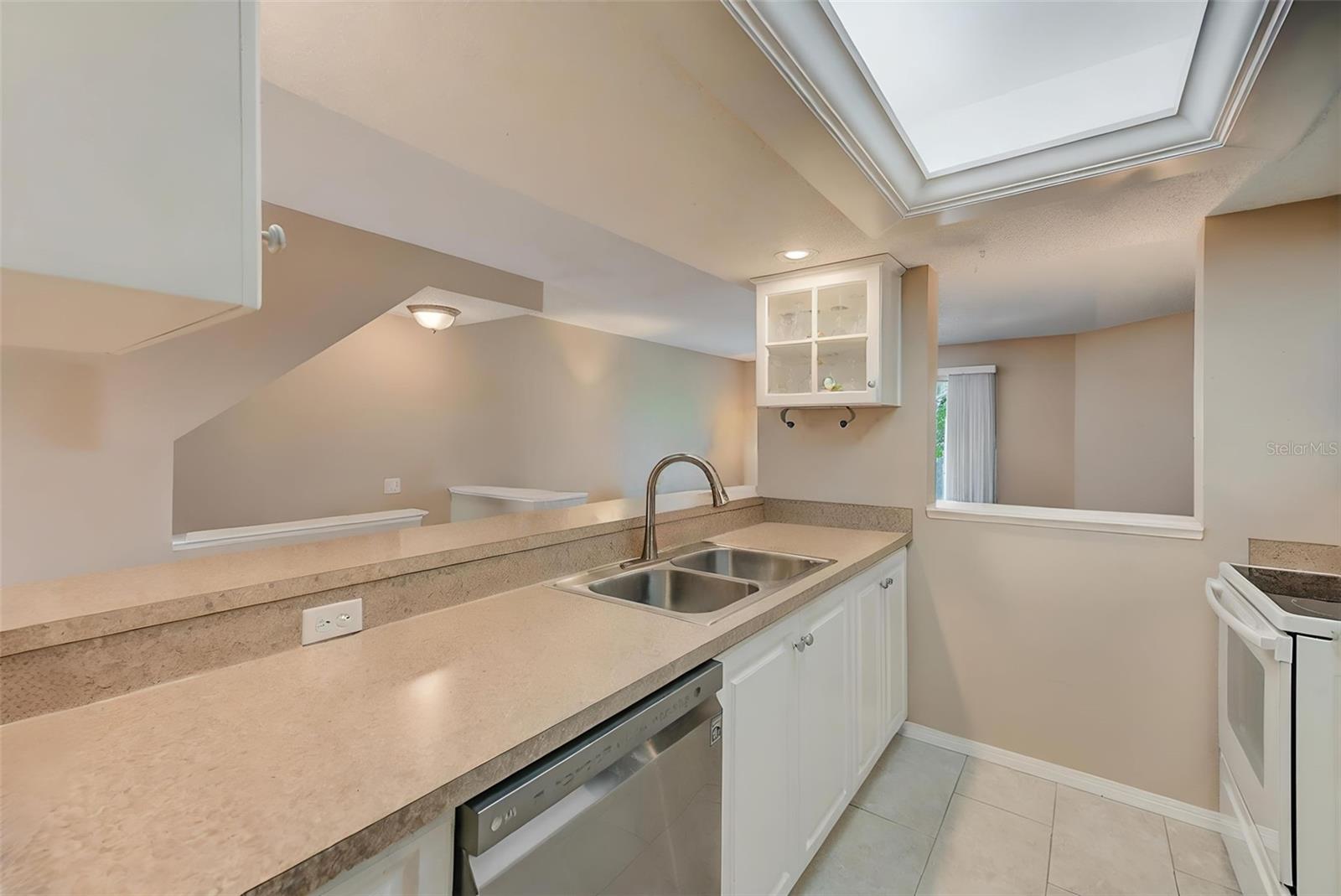 615 GARLAND CIR, INDIAN ROCKS BEACH, FL, 33785